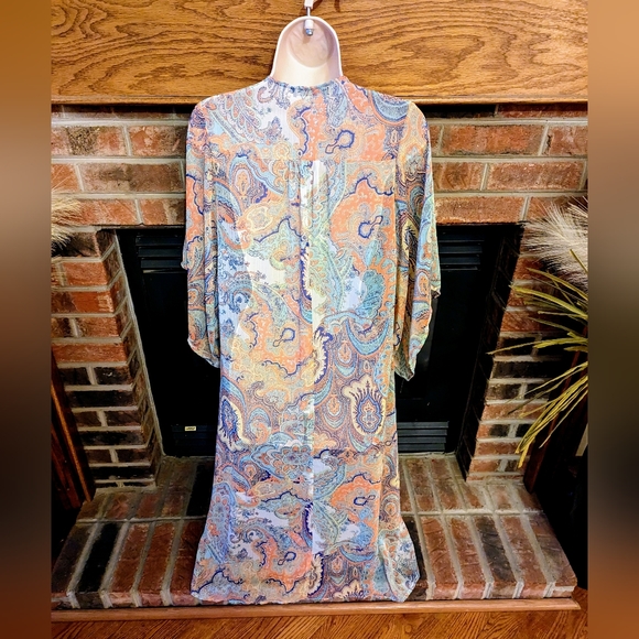 Energie brand paisley print semi-sheer overlay size medium - Picture 2 of 2